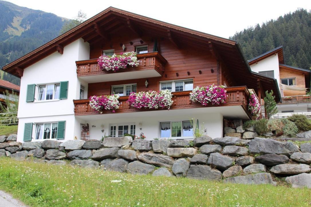 Appartment Ganahl Gaschurn Buitenkant foto