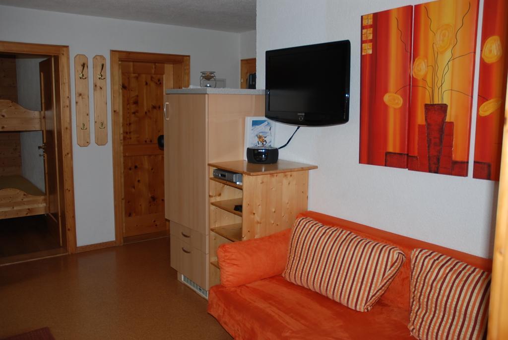 Appartment Ganahl Gaschurn Buitenkant foto