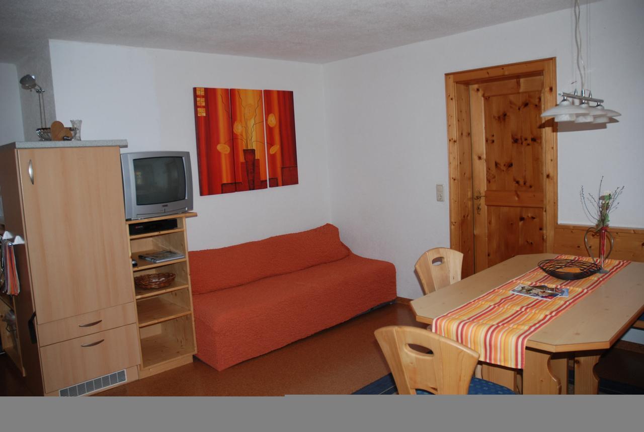 Appartment Ganahl Gaschurn Kamer foto
